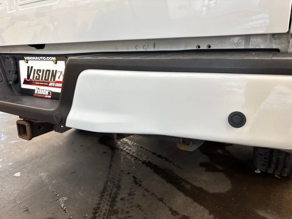 Used 2020 White Ford XL image 13