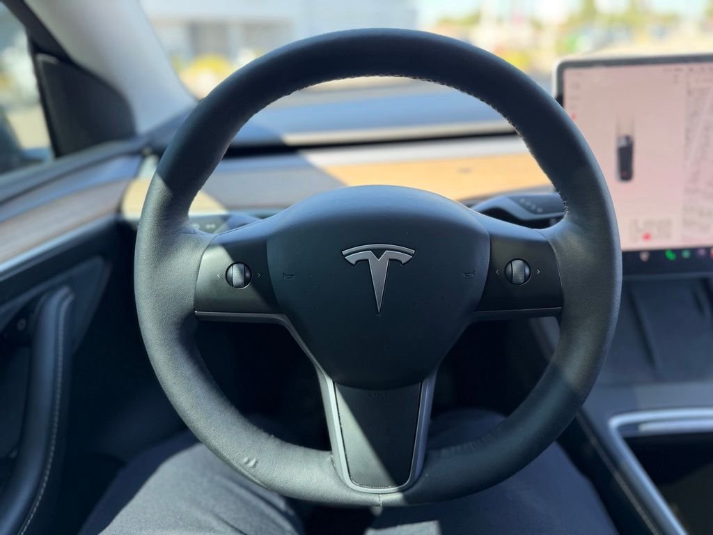 Used 2023 Midnight Silver Metallic Tesla Long Range image 6