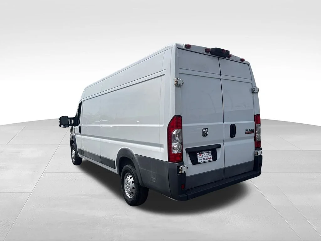 Used 2016 White Ram High Roof image 5