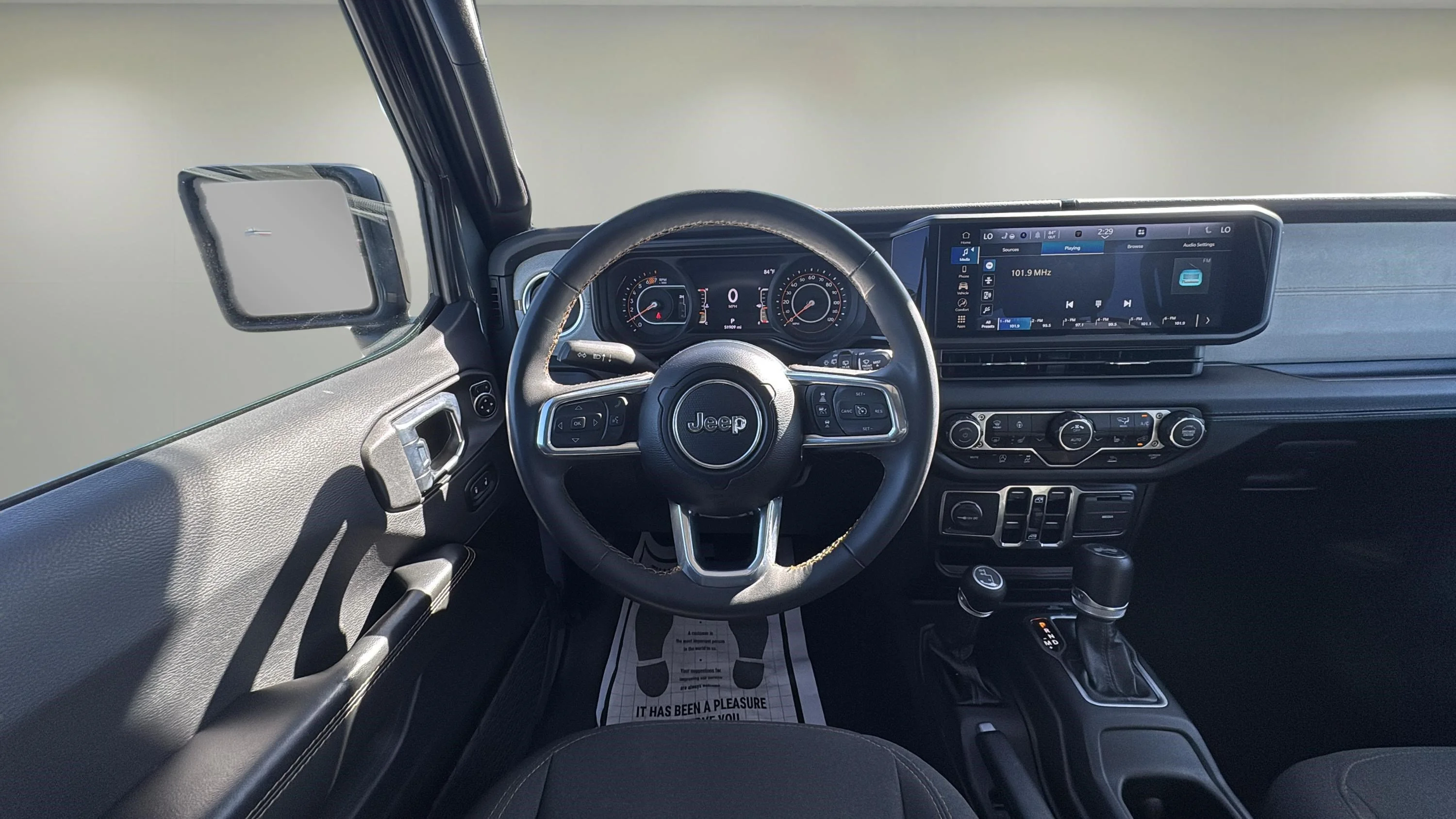 Used 2024 Anvil Clear Coat Jeep Sahara image 11