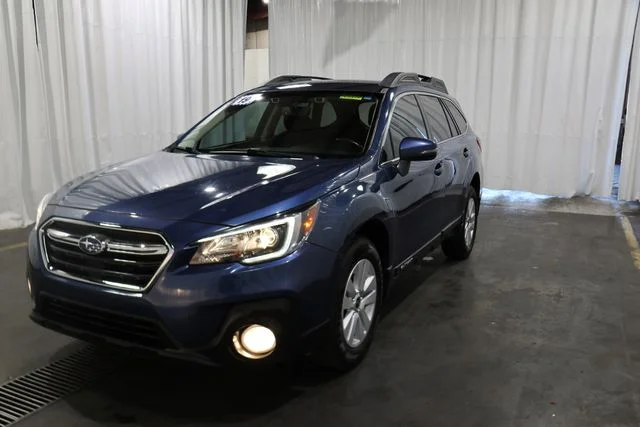 Used 2019 Abyss Blue Pearl Subaru 2.5i Premium image 25