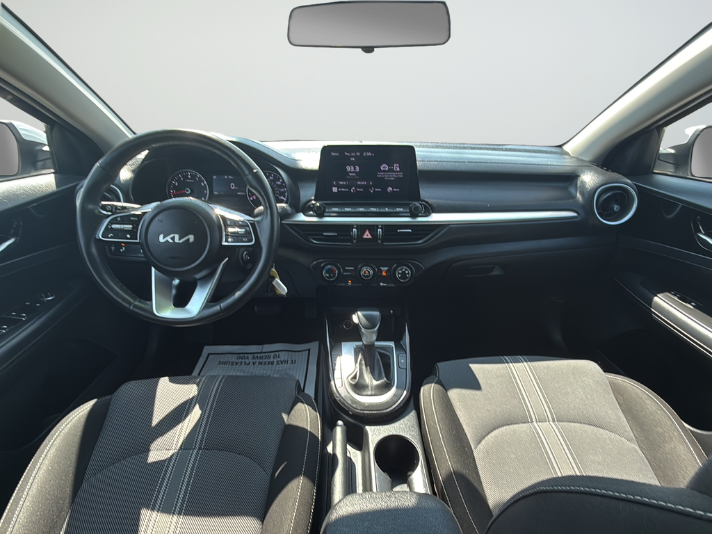 Used 2024 White Kia EX+ image 9