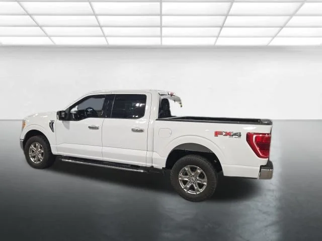 Used 2021 White Ford XLT image 8
