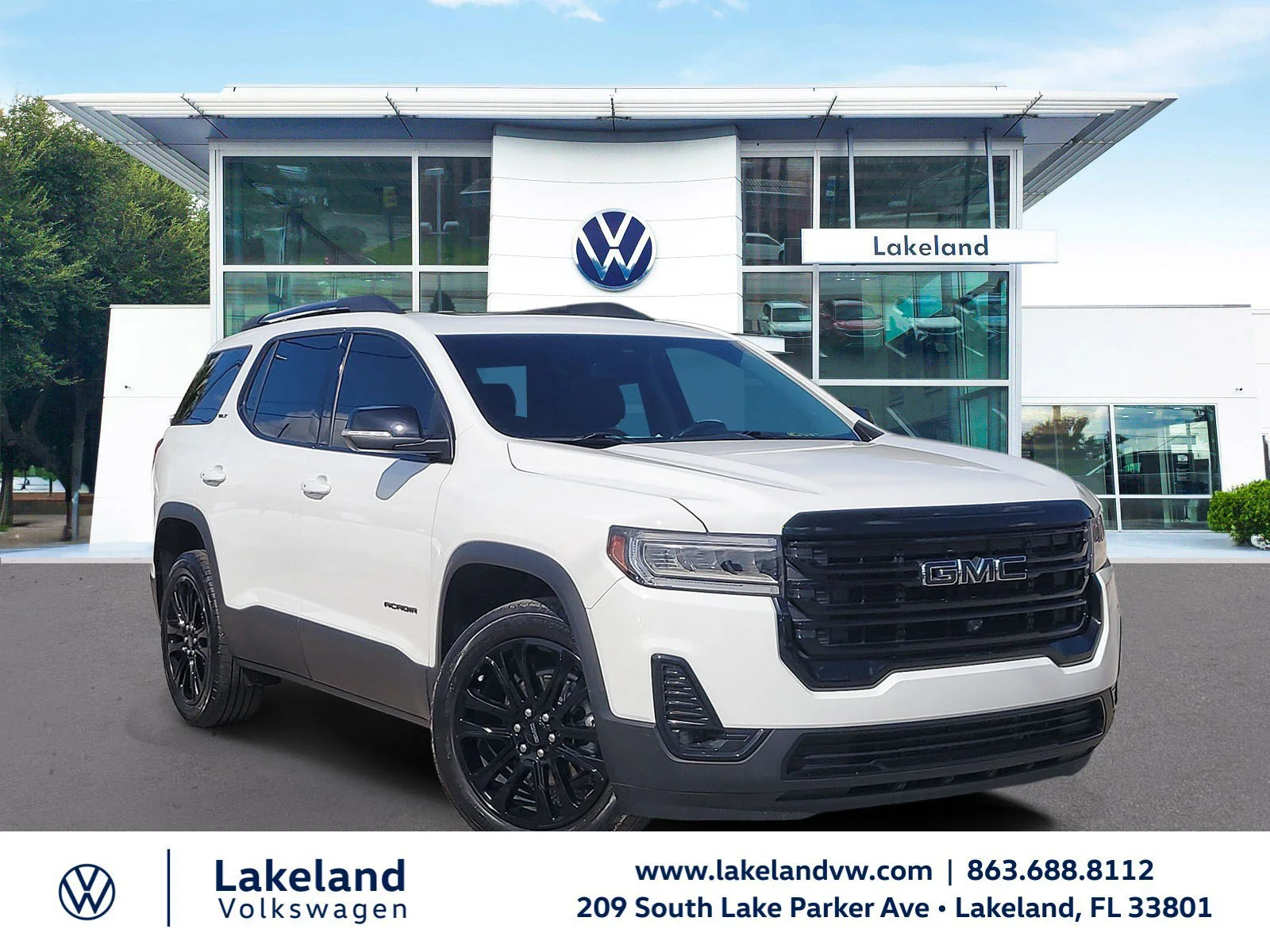 2023 GMC Acadia SLT