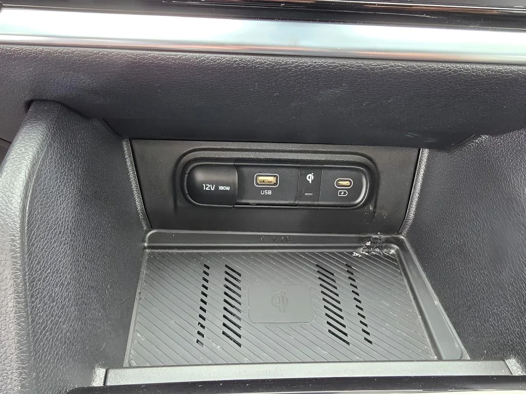 Used 2024 Gravity Gray Kia EX image 19