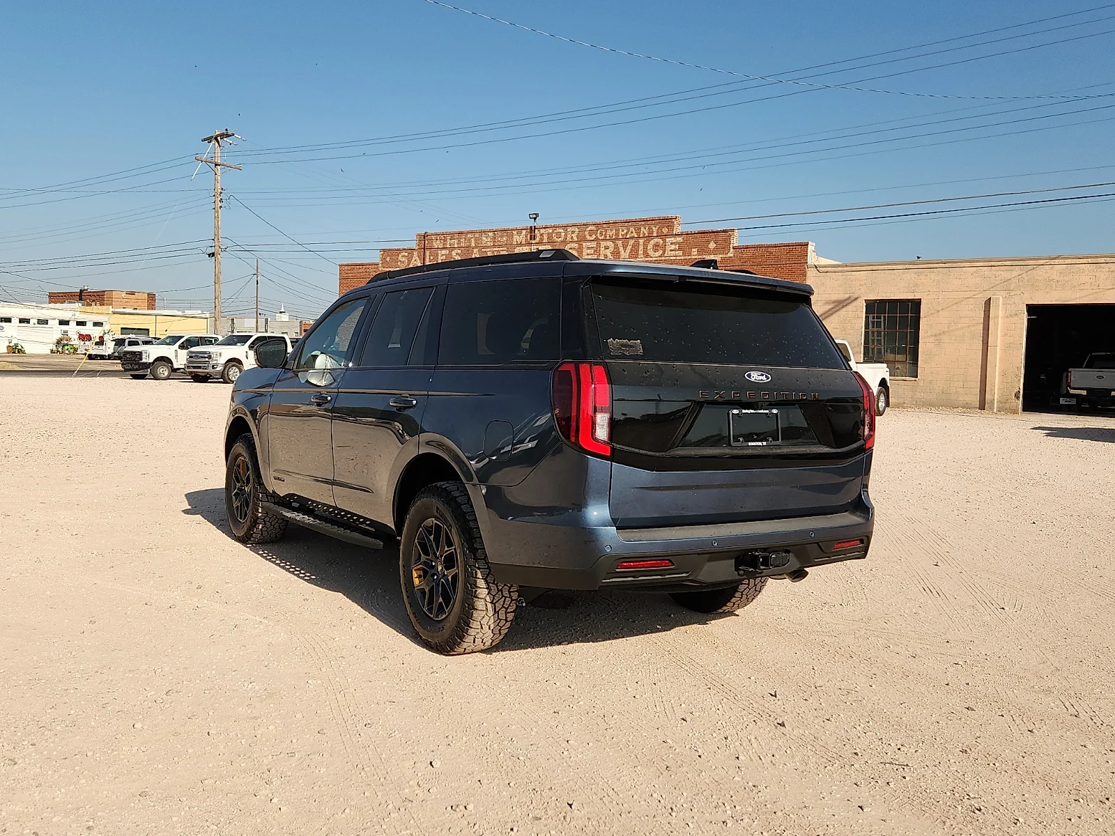 New 2027 Nocturnal Blue Metallic Ford Tremor image 5