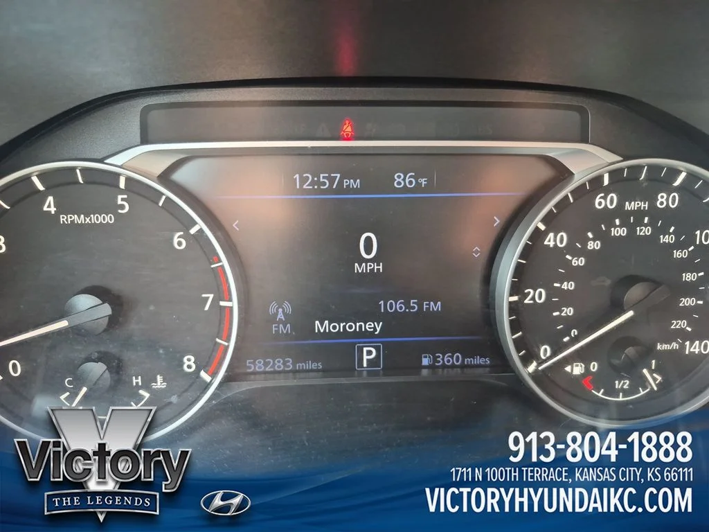 Used 2025 Black Nissan 2.5 SV image 15