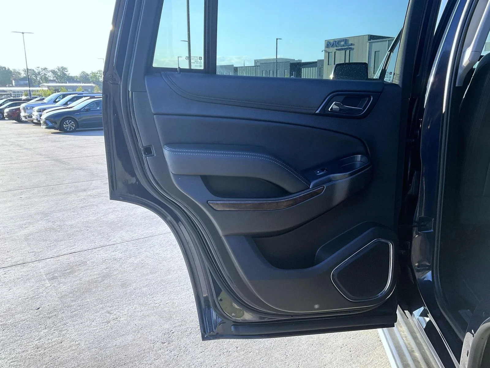 Used 2020 Blue Chevrolet LT image 18