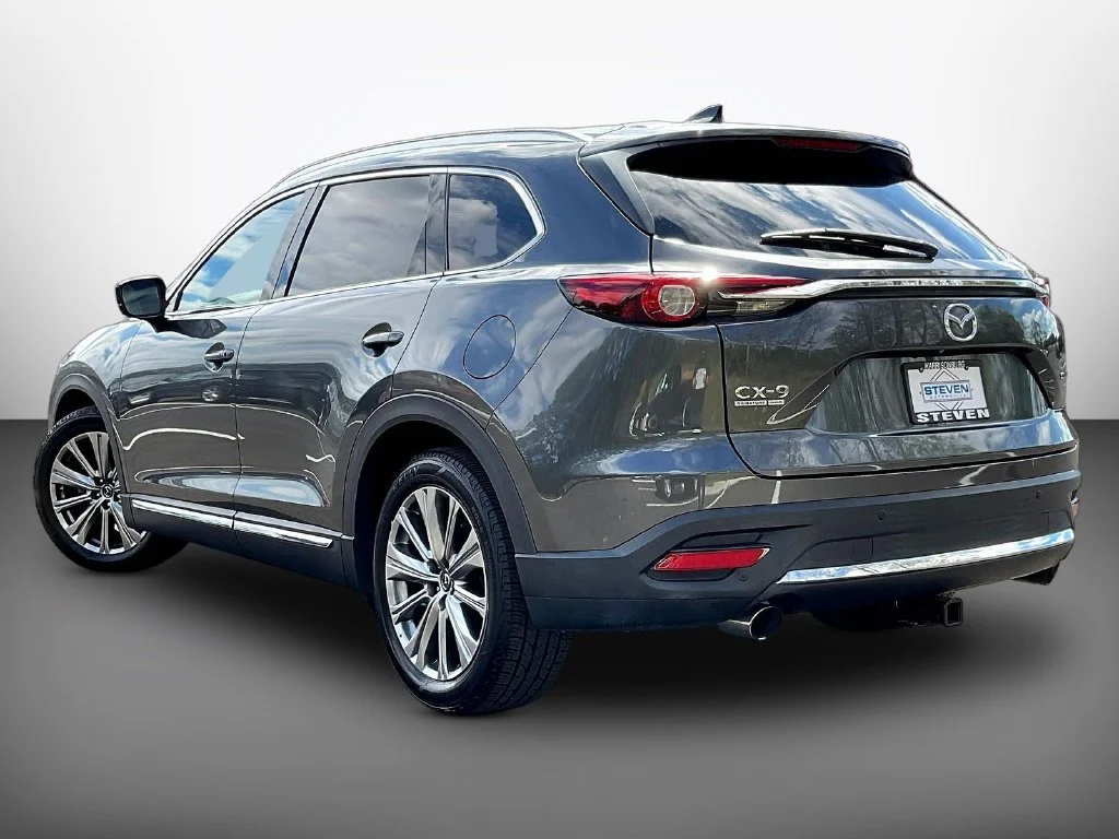 Used 2021 Machine Gray Mazda Signature image 4