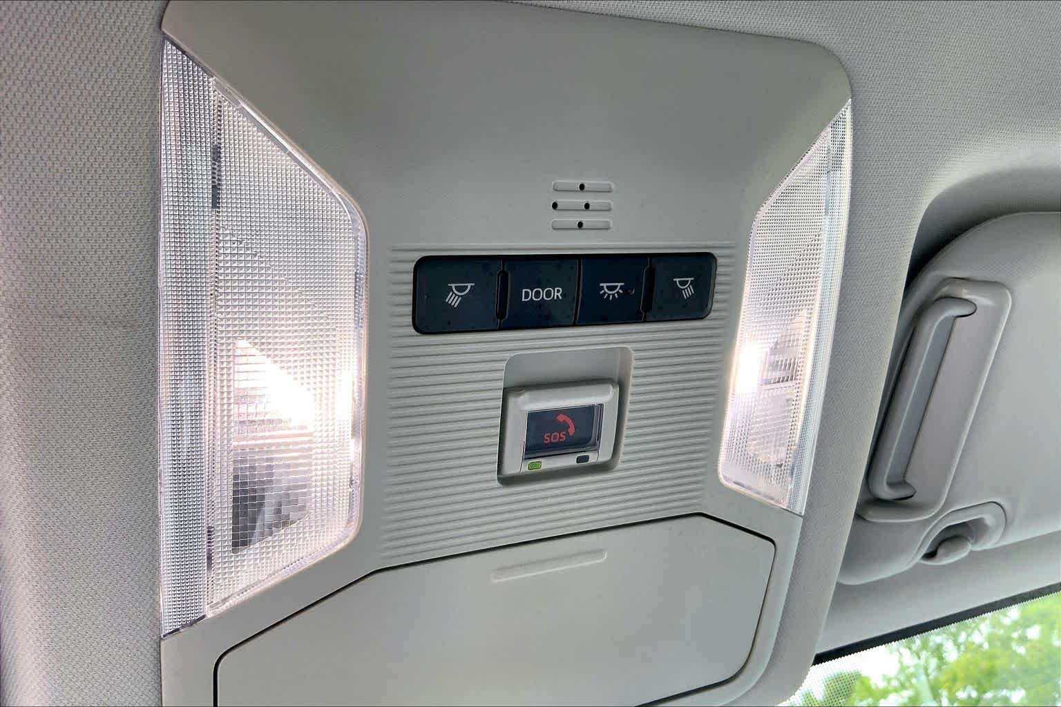 Used 2024 Magnetic Gray Metallic Toyota Hybrid XLE image 34