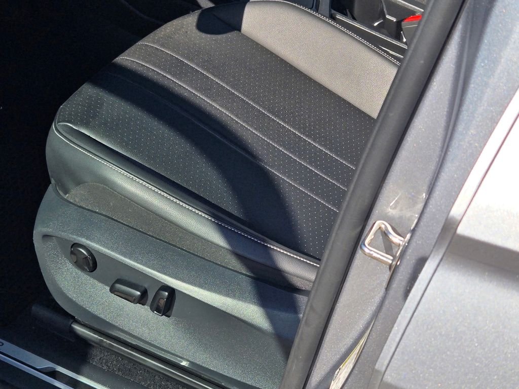 2024 Volkswagen Tiguan SE R-LINE BLACK - Photo 32