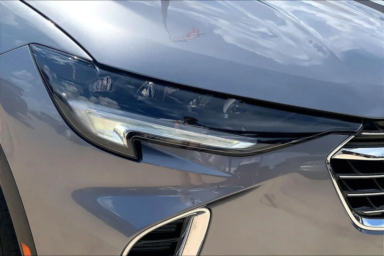 Certified Used 2022 Satin Steel Metallic Buick Essence image 27