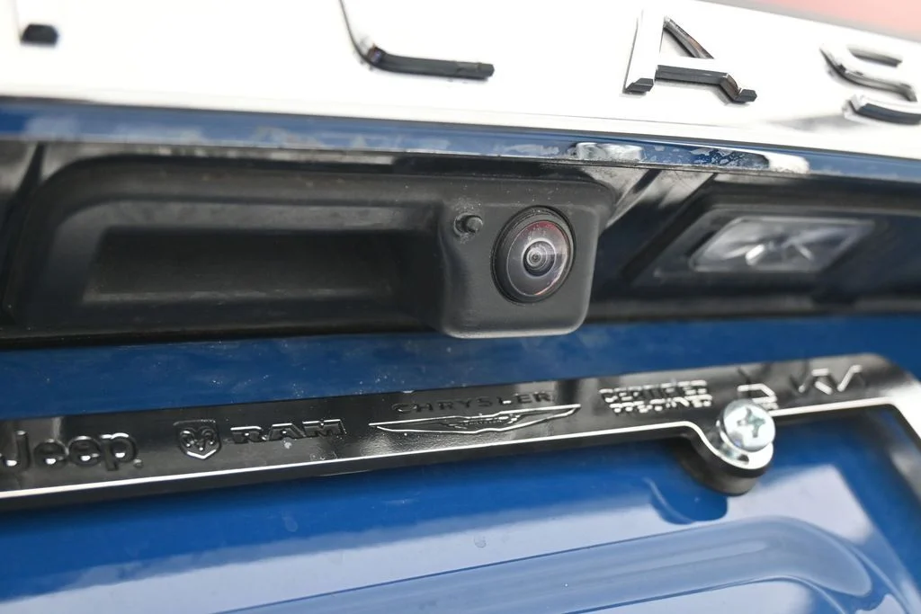Used 2025 Blue Metallic Volkswagen 2.0T SE image 30
