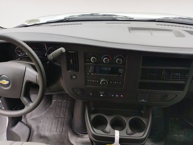2025 Chevrolet Express Cargo Work Van - Photo 11