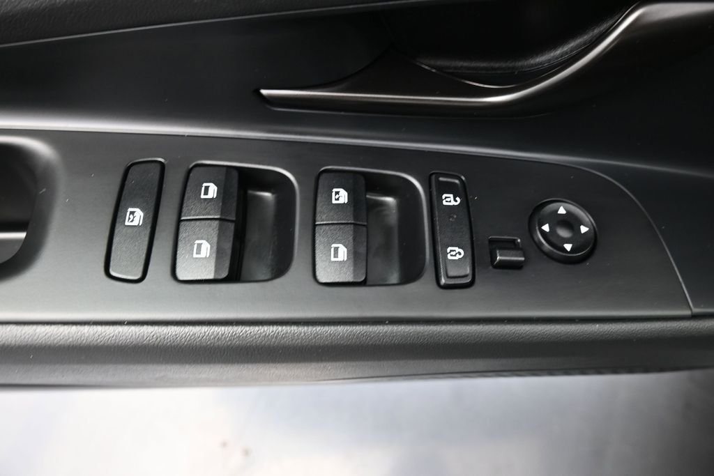 Certified Used 2025 Gray Hyundai SEL Sport image 30