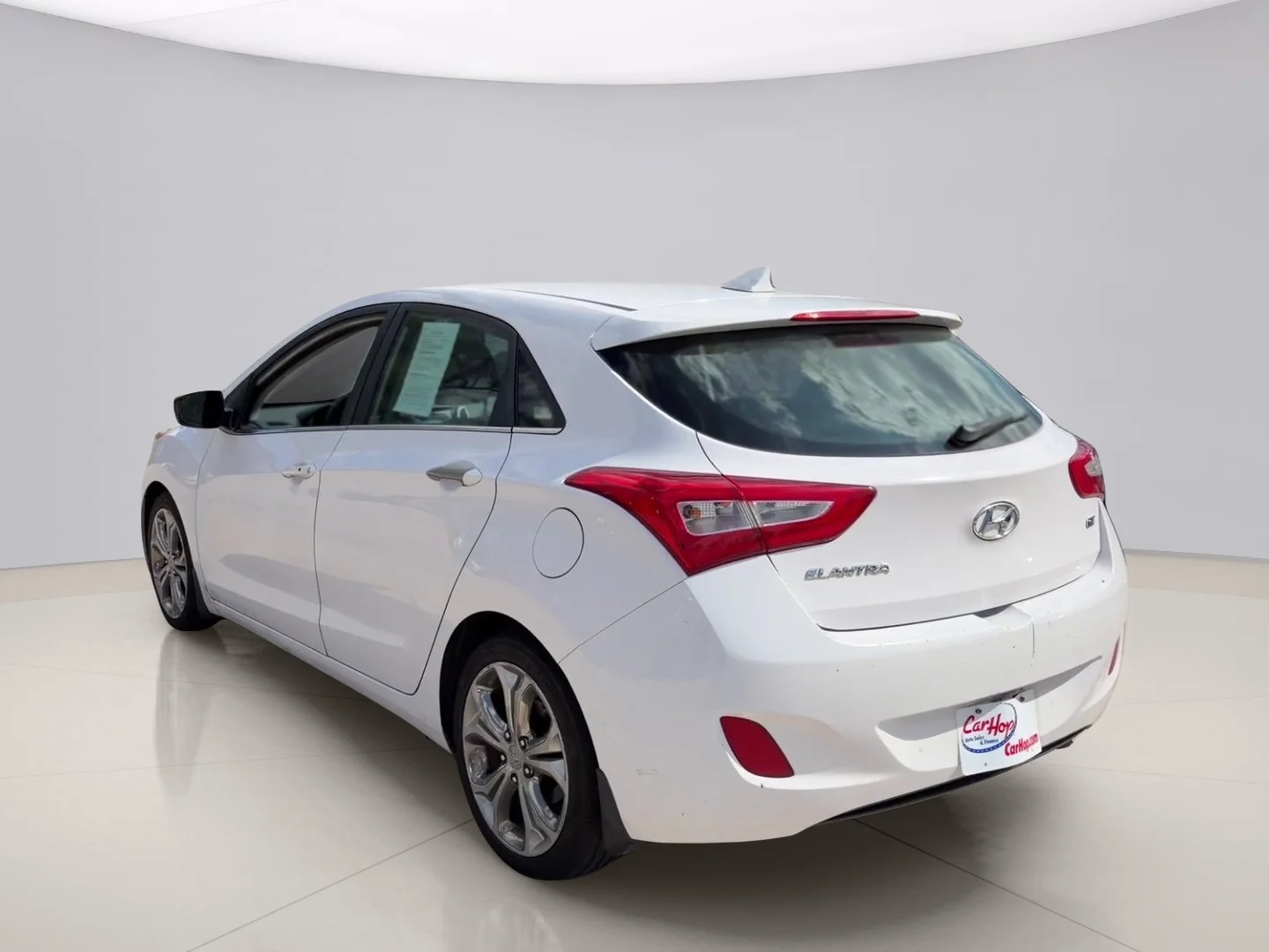 Used 2015 White Hyundai GT image 3