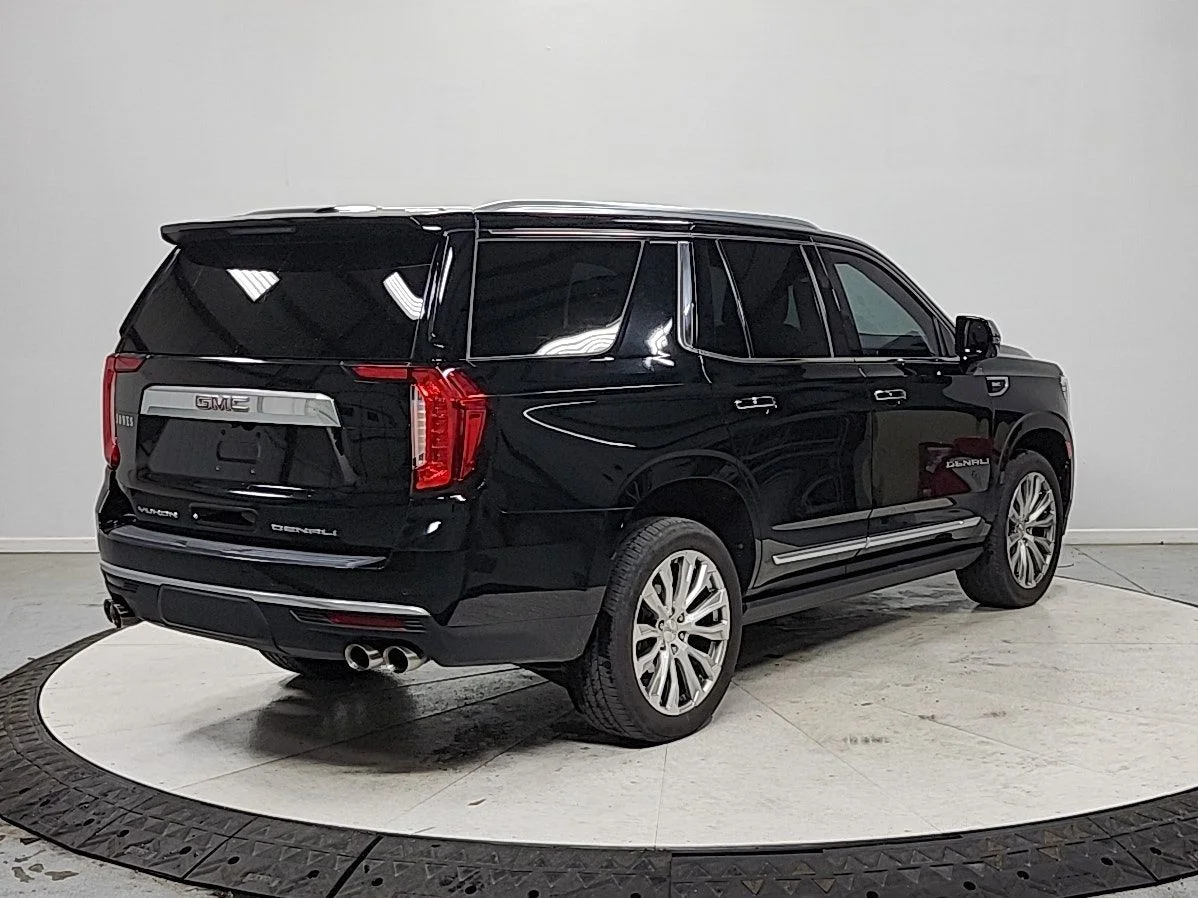 Used 2022 Black GMC Denali image 7