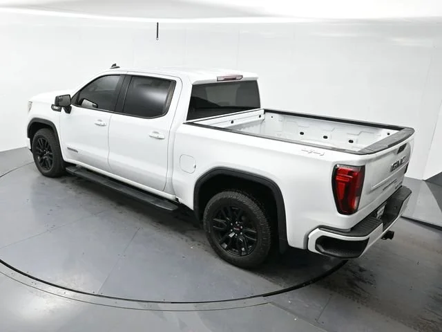 Used 2021 SUMMIT WHITE GMC Elevation image 33