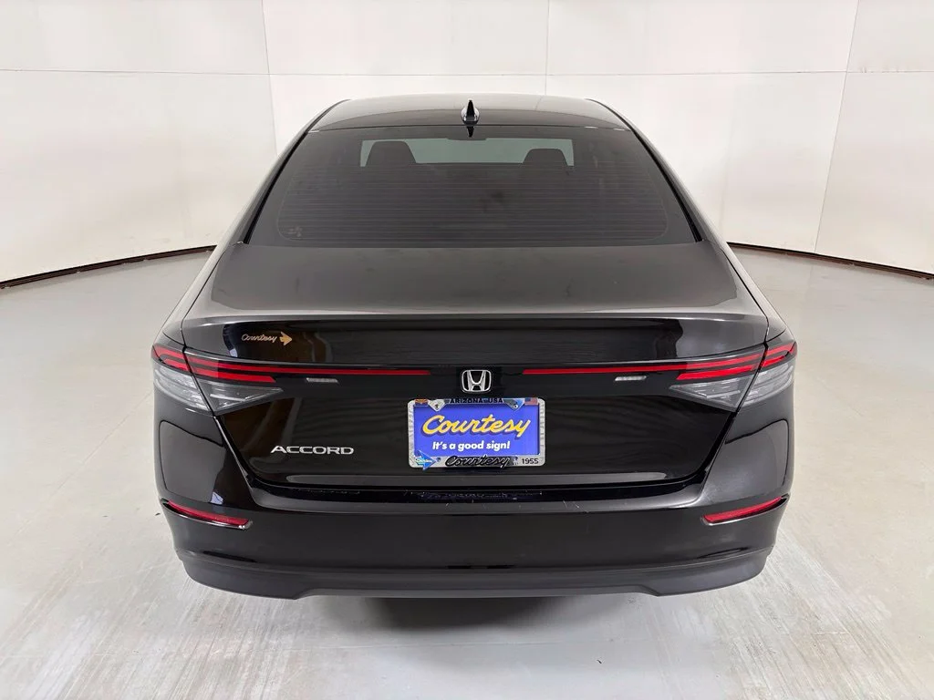 Used 2023 Black Honda LX image 7