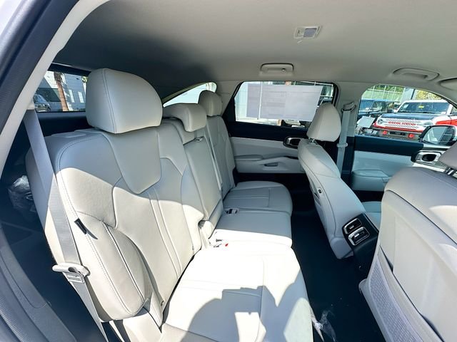 New 2026 Glacial White Pearl Kia S image 27