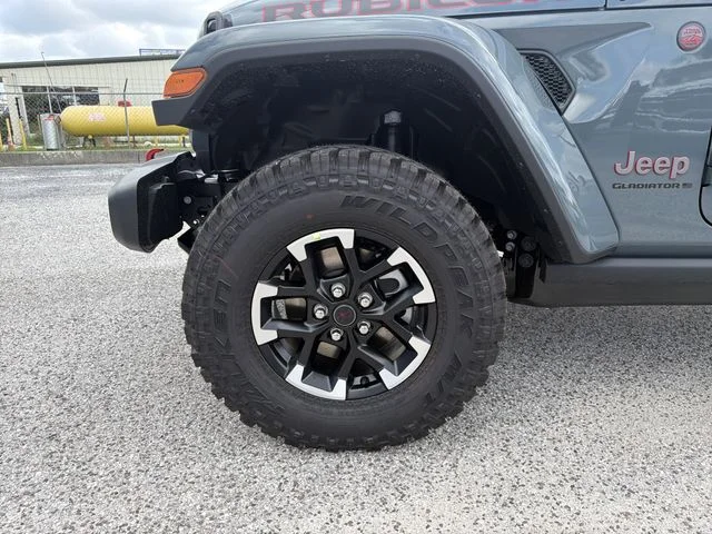 New 2026 Anvil Clear-Coat Exterior Paint Jeep Rubicon image 33