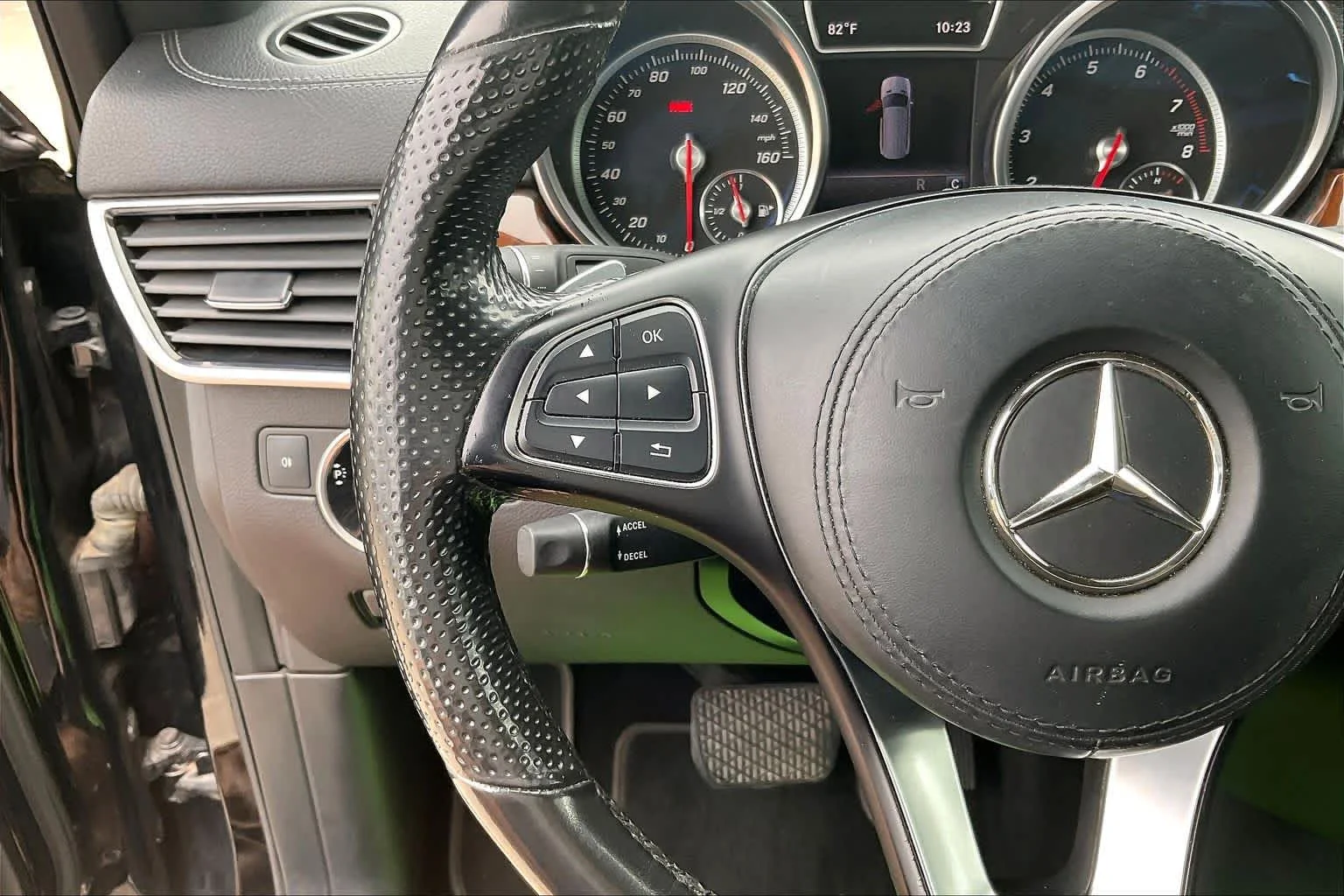 Used 2019 Brilliant Blue Metallic Mercedes-Benz GLS 450 image 23