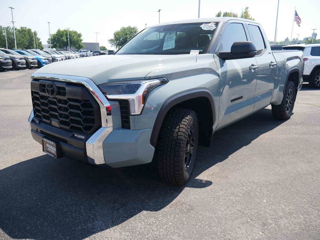 Used 2024  Toyota SR5 image 4