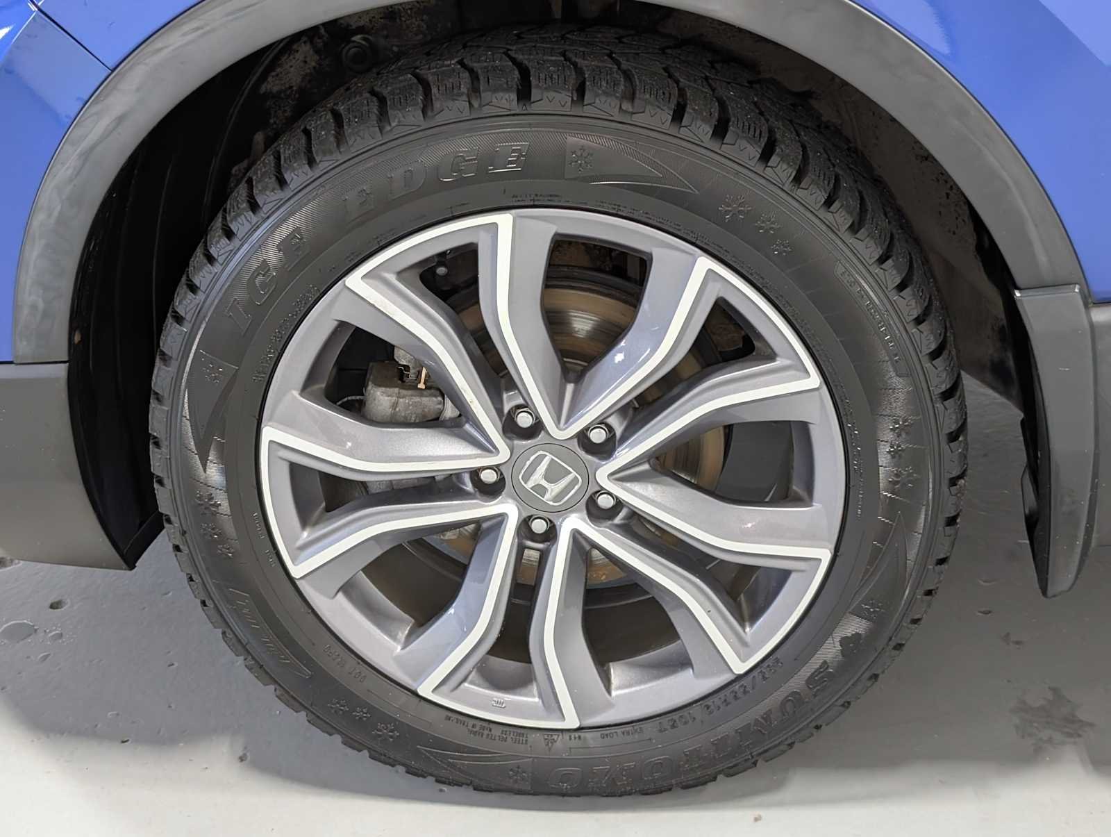 Used 2020 Aegean Blue Metallic Honda Touring image 3