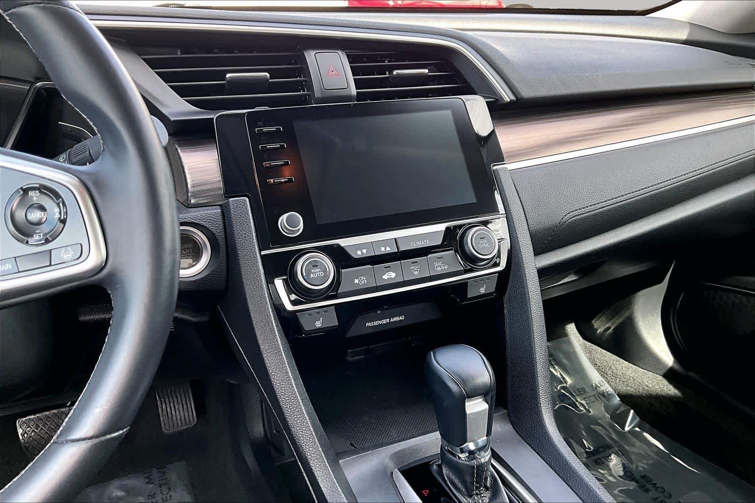 Pre-Owned 2020 Honda Civic Sedan EX-L