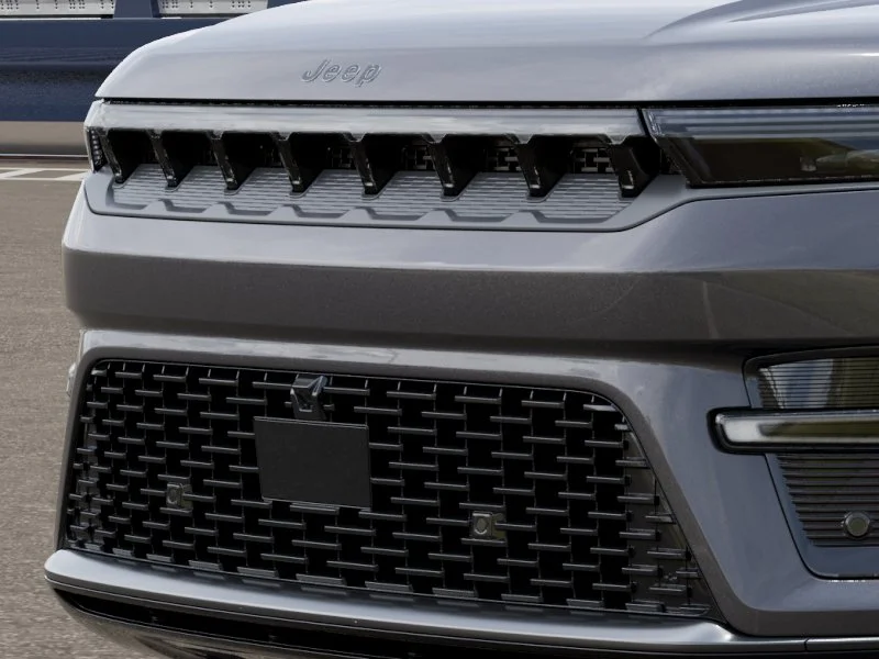 New 2026 Baltic-Gray Metallic Clear-Coat Exterior Paint Jeep Grand Wagoneer image 7