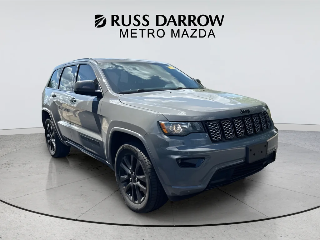 Used 2020 Gray Jeep Altitude image 7