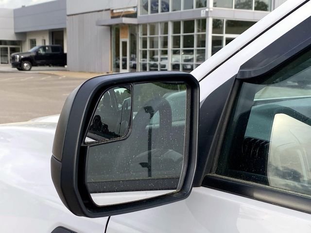 Used 2025 White Ford XL image 30