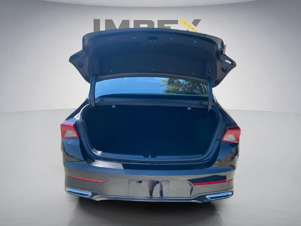 Used 2023  Kia GT-Line image 29
