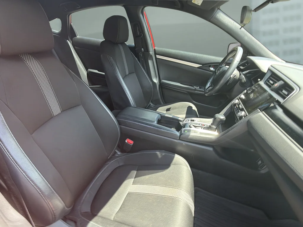 Used 2021 Rallye Red Honda Sport image 19
