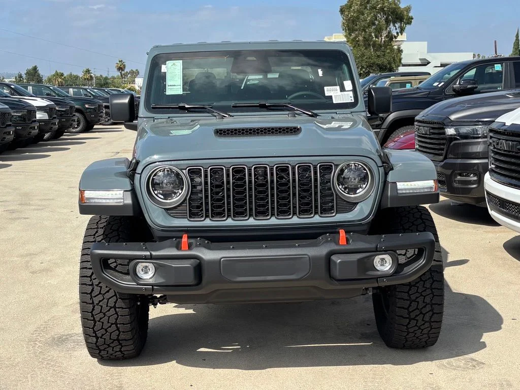 New 2026 Gray Jeep Mojave X image 7
