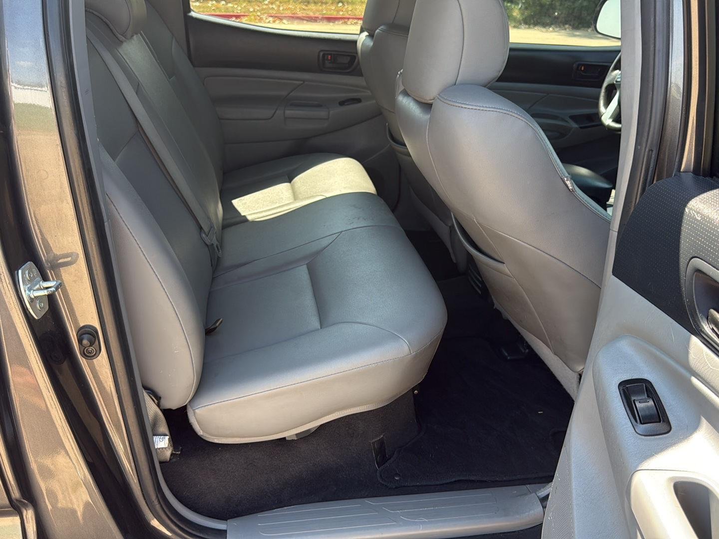 Used 2013 Magnetic Gray Metallic Toyota PreRunner V6 image 28