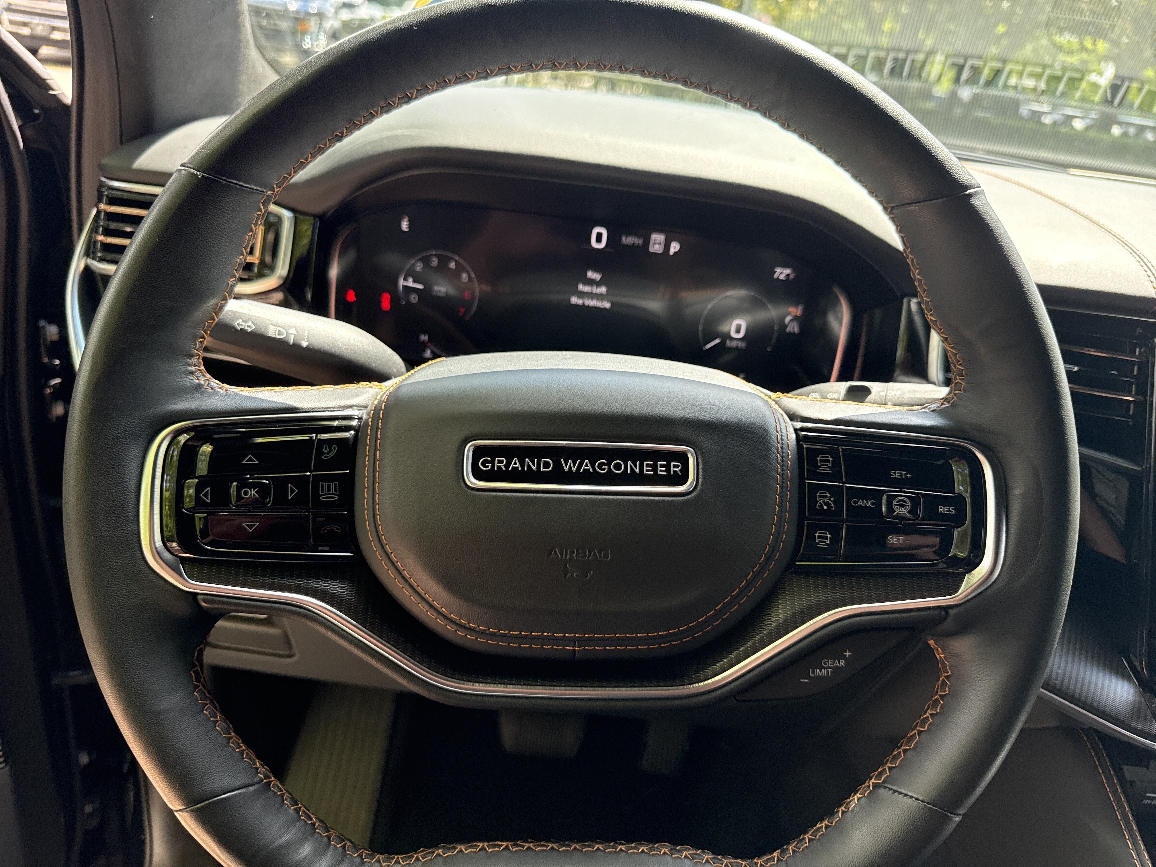 2024 Jeep Grand Wagoneer Series III - Photo 27