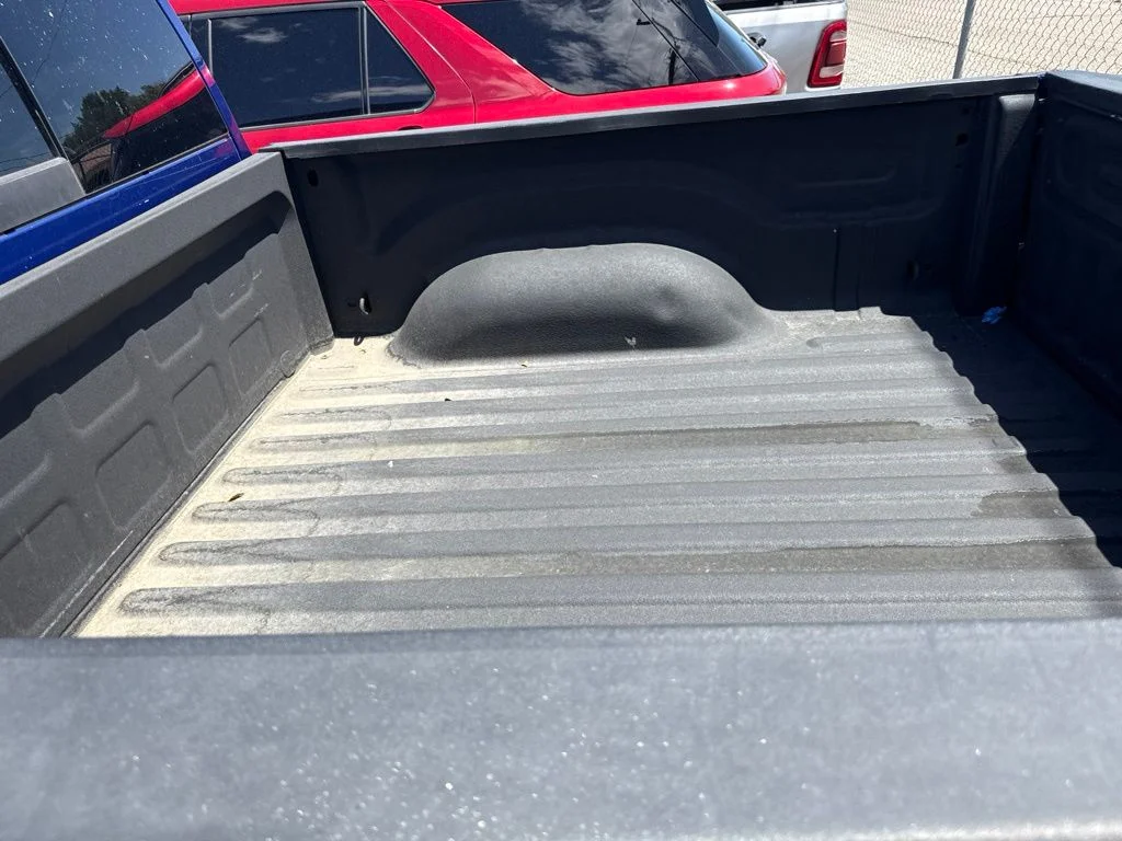 Used 2015 Blue Streak Ram Laramie image 18