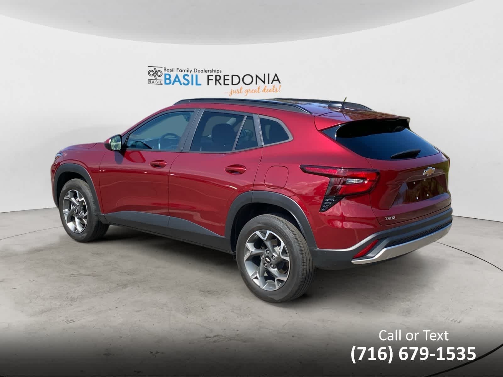 Used 2025 Crimson Metallic Chevrolet LT image 3