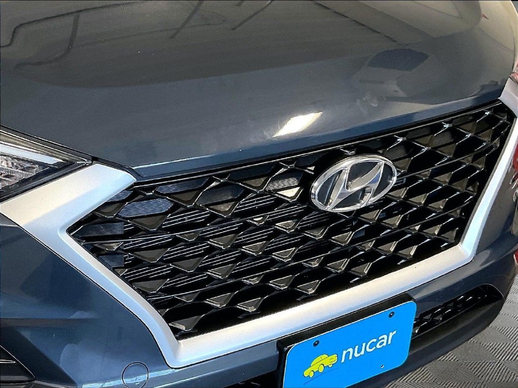 Used 2019 Blue Hyundai SE image 30