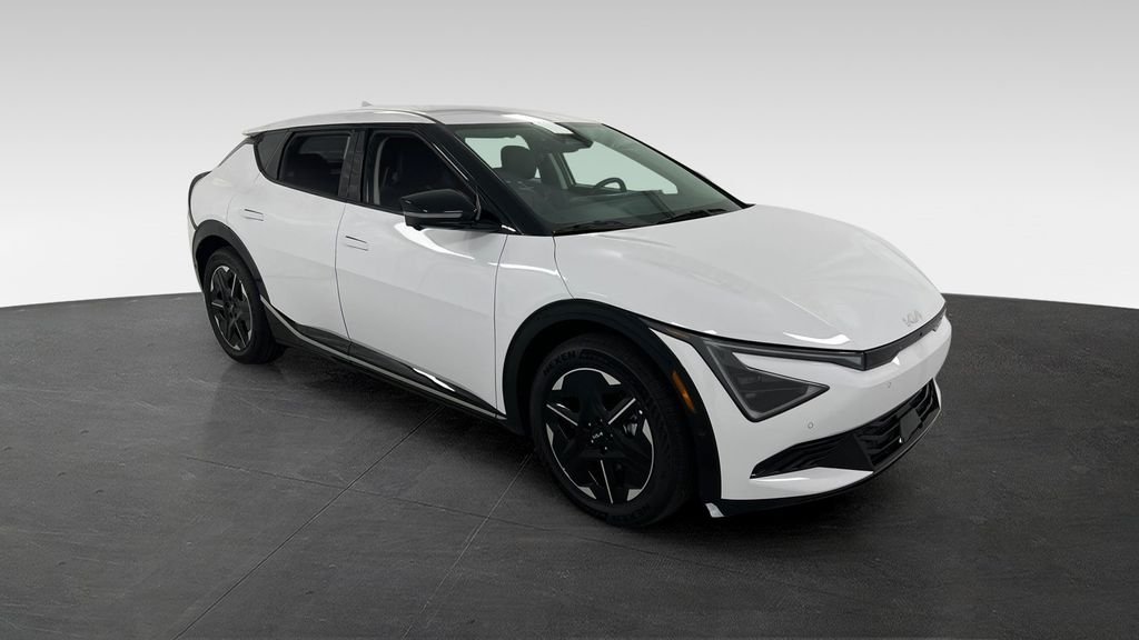 2025 Kia EV6 Wind AWD's photo