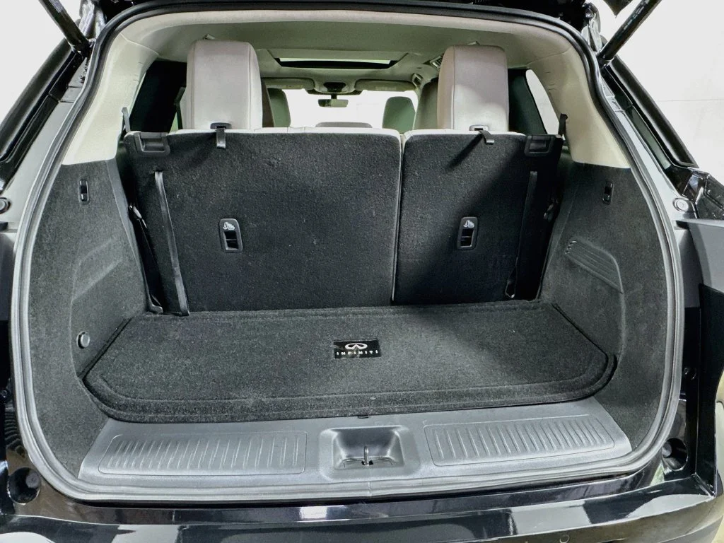 Certified Used 2027 Black INFINITI LUXE image 35