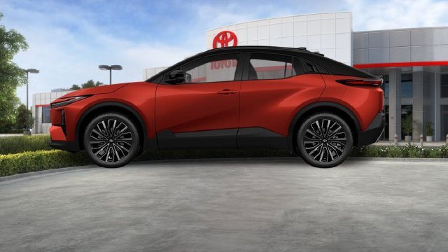New 2026 Tandoori with Midnight Black Metallic roof <sup>1</sup> Toyota  XSE image 26