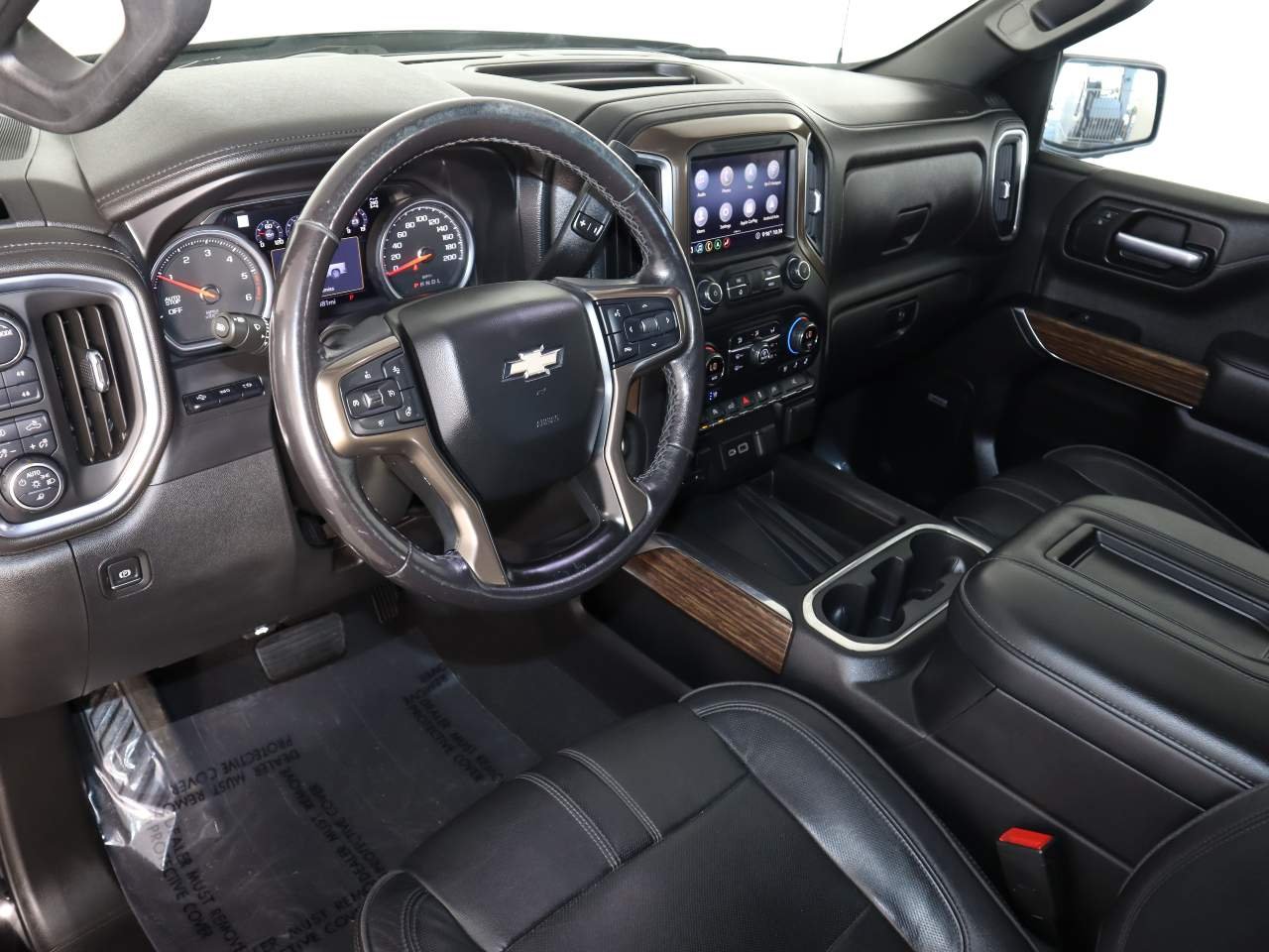 Used 2020 Black Chevrolet High Country Crew Cab image 9