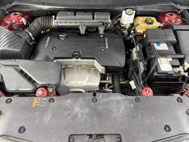 Used 2017 Red Buick Essence image 21