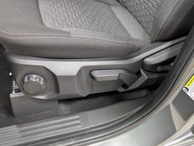 New 2026 Carbonized Gray Metallic Ford XLT image 39