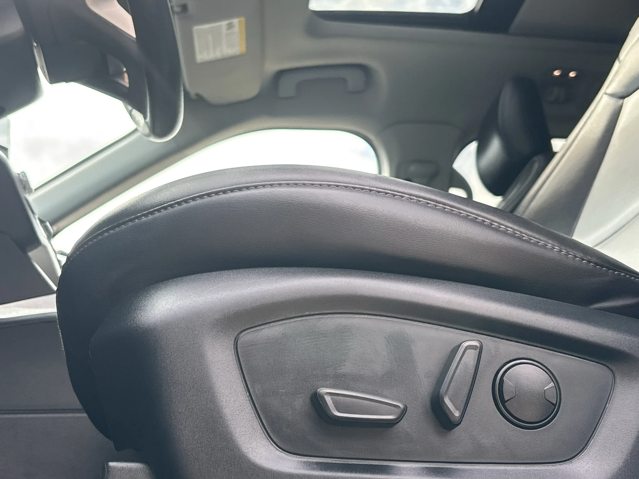 Used 2024 Carbonized Gray Metallic Ford XLT image 9