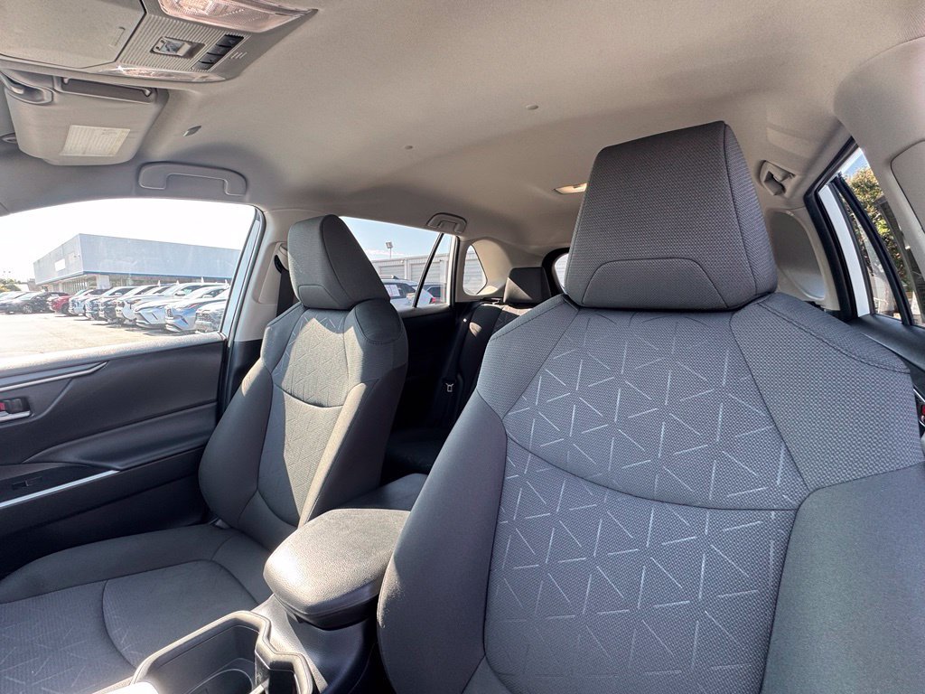 Used 2024 White Toyota XLE image 19