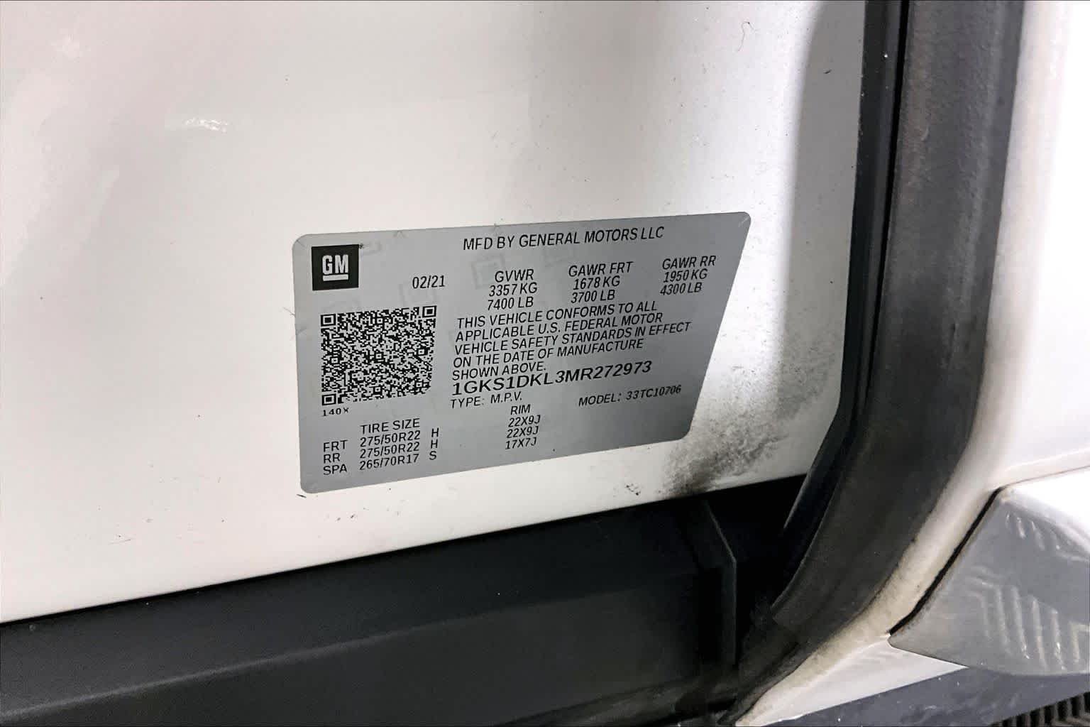 Used 2021 White Frost Tricoat GMC Denali image 33