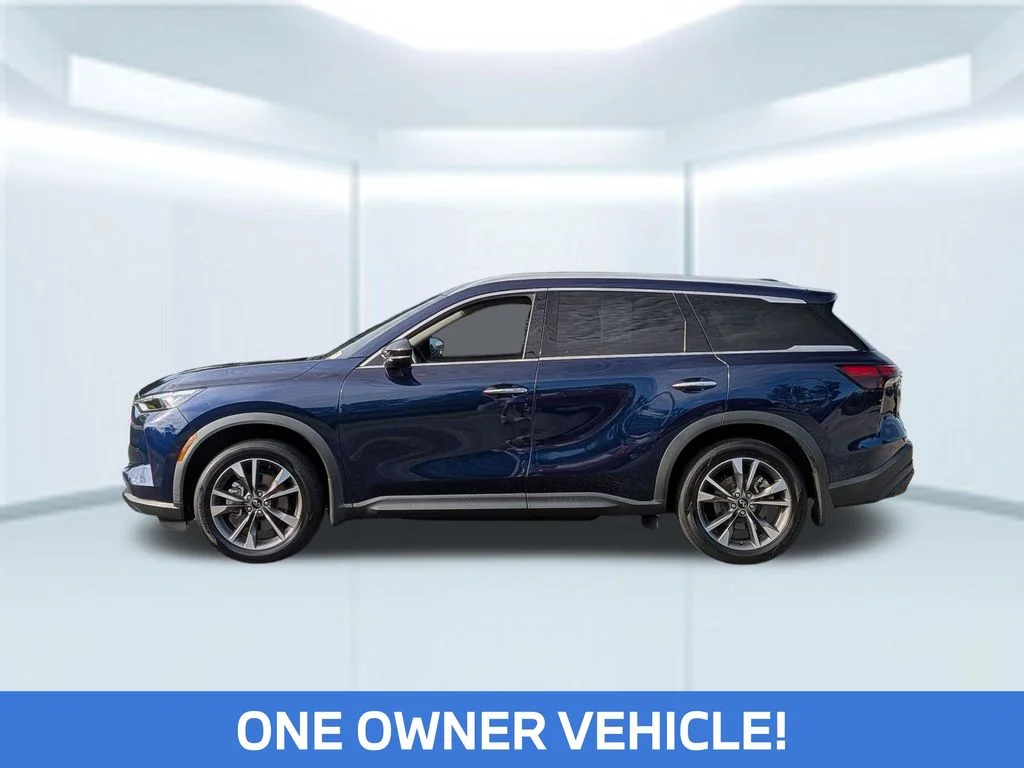 Used 2023 Blue INFINITI LUXE image 2